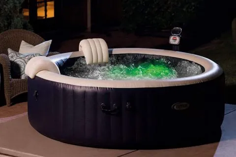 Inflatable hot tubs