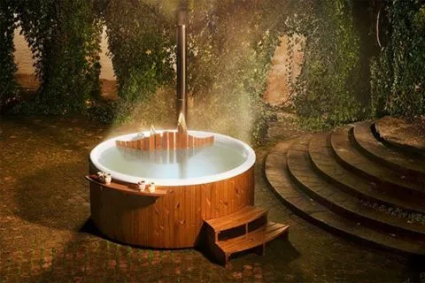 Wood-fired hot tubs
